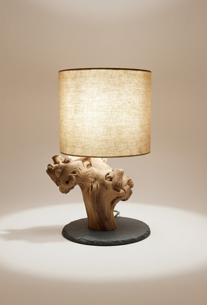 Lampe en bois de vigne
